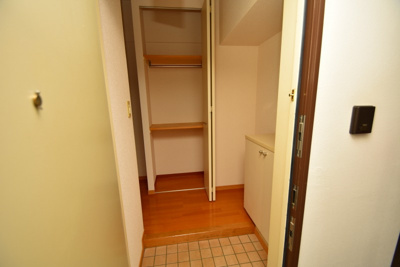 【玄関】 | グランガーデン足代新町