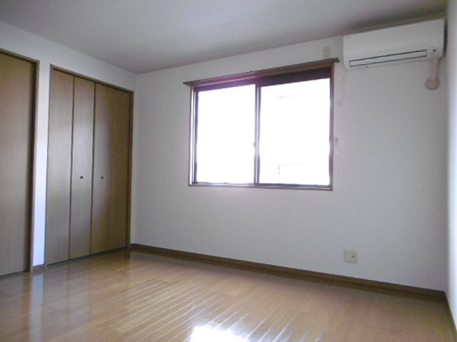 ガーデニア【10,000円キャッシュバック対象物件】の寝室|ゆとりの広さです