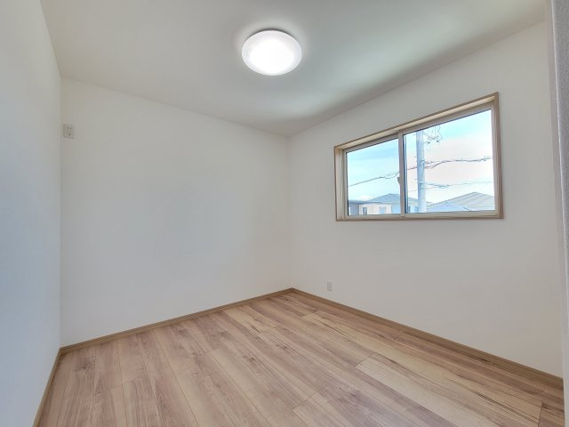 直川小学校前・新築戸建の洋室