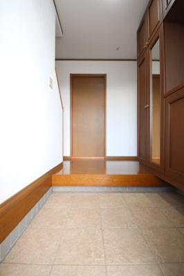 【玄関】 | 河南町さくら坂戸建