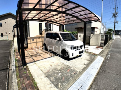 【駐車場】 | 向山町貸家 | 駐車場があるので、車を買う予定の方も安心です