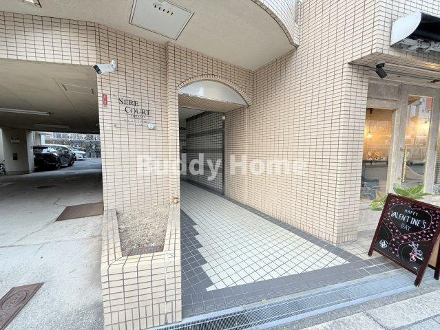 セレコート平野のエントランス