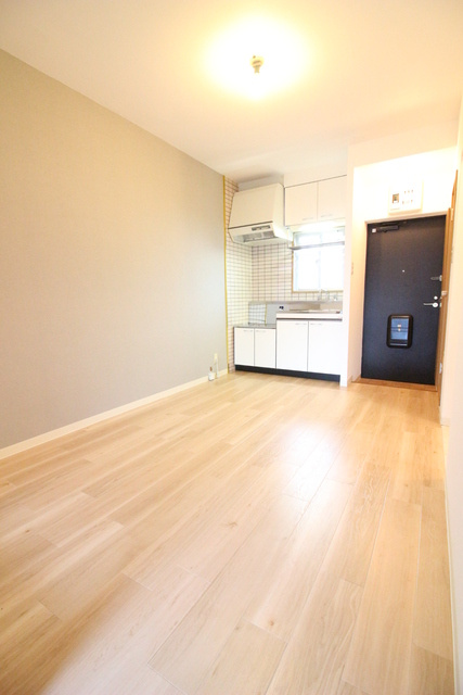 シャロム国分の居間・リビング|こちらの居間で趣味の時間をお楽しみください