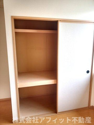 【その他】 | エスペランサＢ | 押入れ