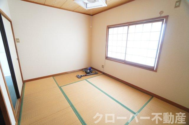 メゾニティ郡家の内装