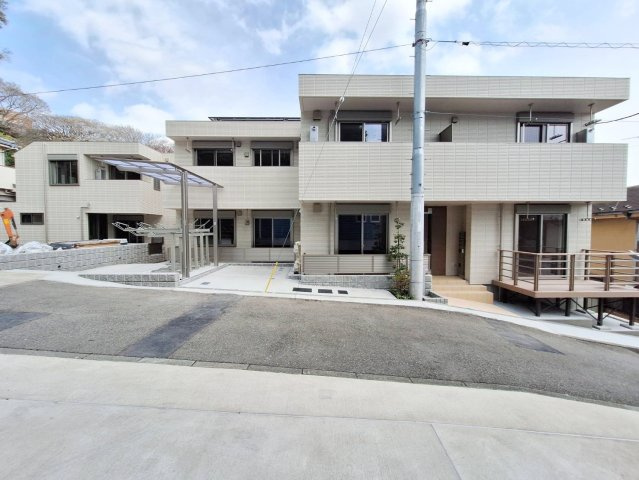 グリーンフォレストの外観