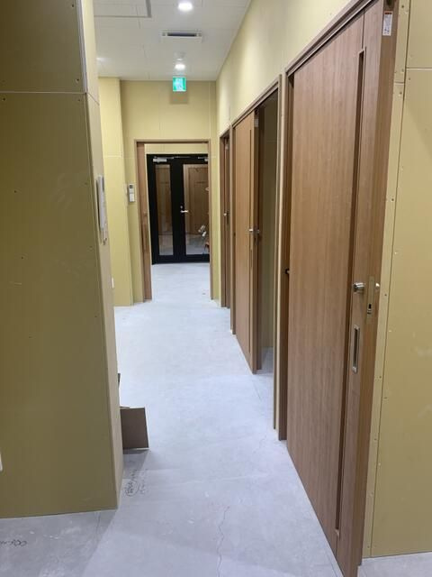 Ｒｅ　ａｍｂｉｔｉｏｕｓ店舗２階