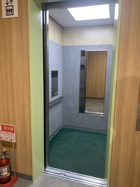 Ｒｅ　ａｍｂｉｔｉｏｕｓ店舗２階