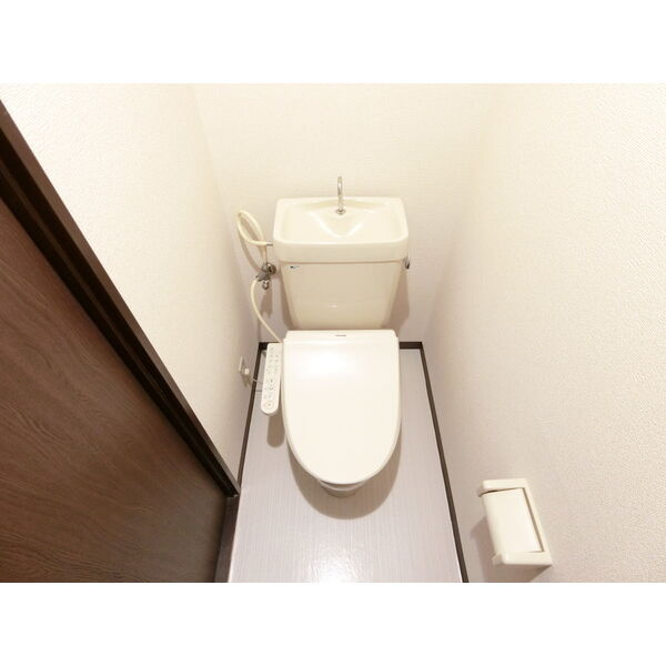 ホワイトピュア朋栄のトイレ