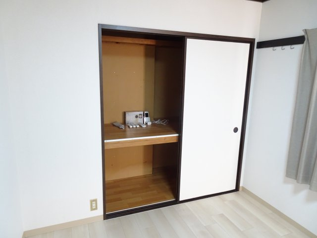 フォーブル金森Ｂの収納