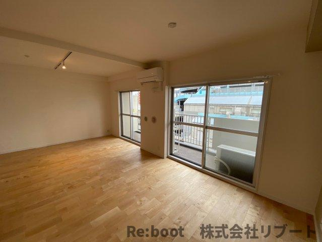 コンフォート津田沼弐番館の居間・リビング