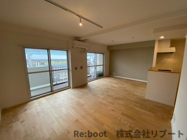 コンフォート津田沼弐番館の居間・リビング