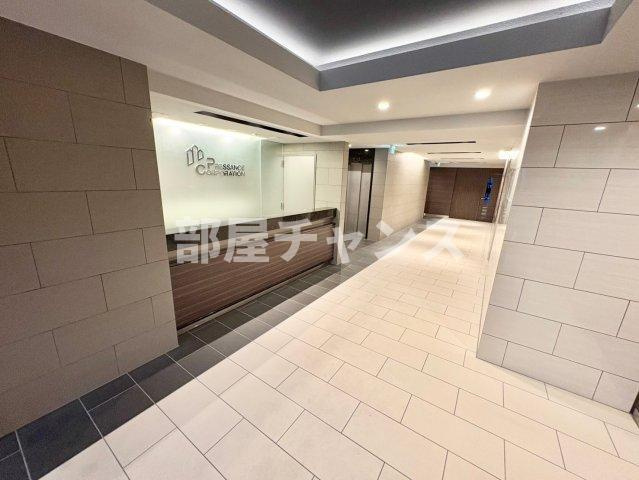 プレサンス広小路通 葵のロビー
