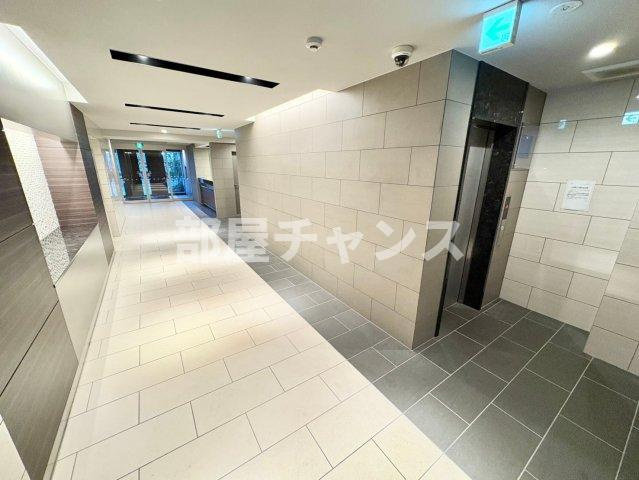 プレサンス広小路通 葵のロビー
