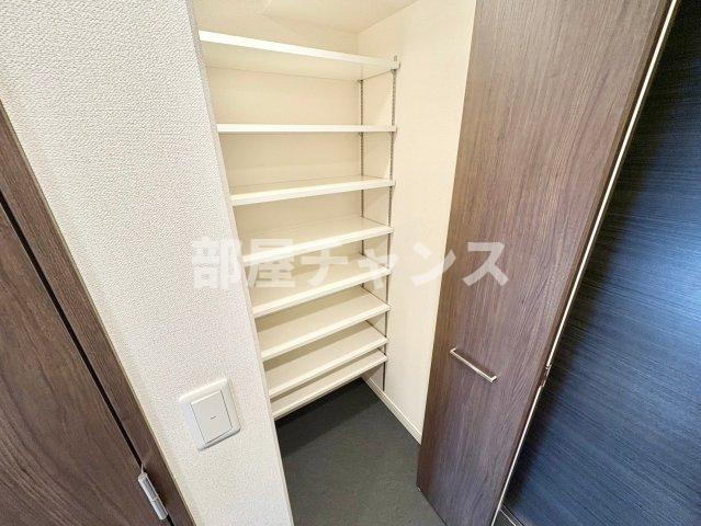 プレサンスNAGOYAファストの収納