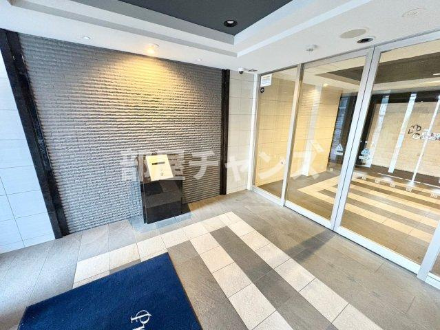 プレサンスNAGOYAファストのエントランス