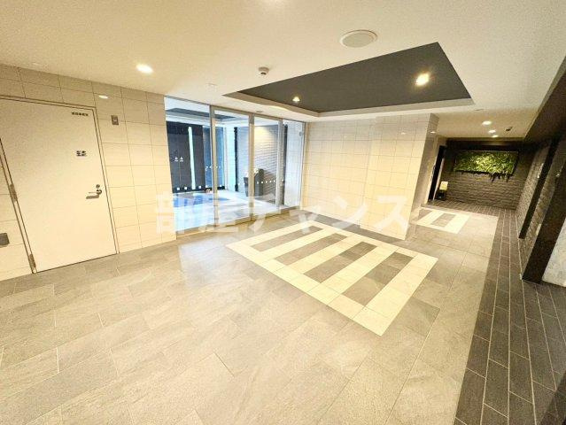 プレサンスNAGOYAファストのロビー