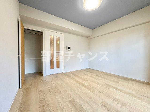 シーズンコート新栄の寝室