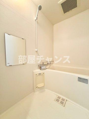 シーズンコート新栄の浴室