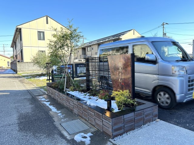 ベレオ高そねのエントランス
