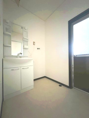 薬師一戸建ての洗面所