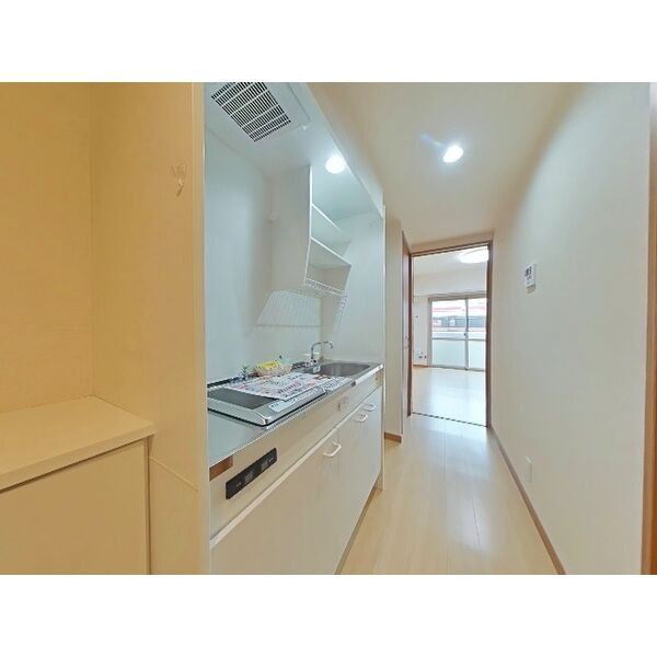 ワイズタワー新栄のロビー