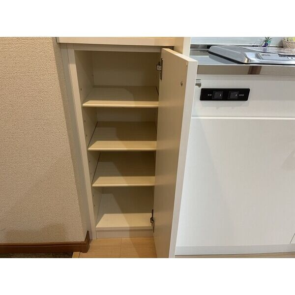 ワイズタワー新栄の収納