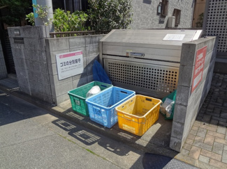 敷地内ゴミ置場