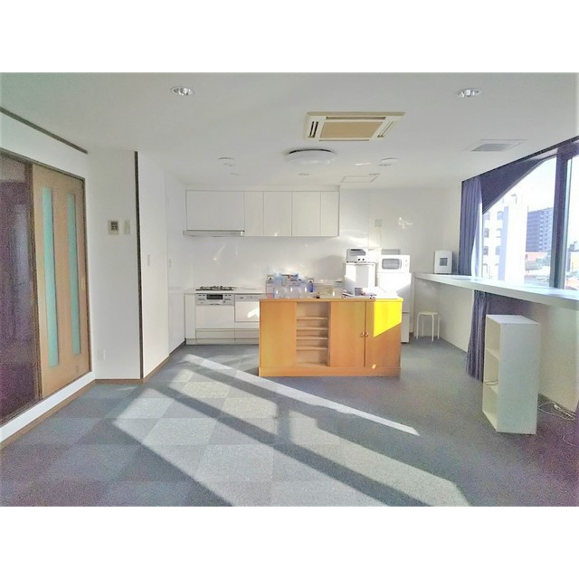 岐阜市雨踊町の店舗事務所の内装