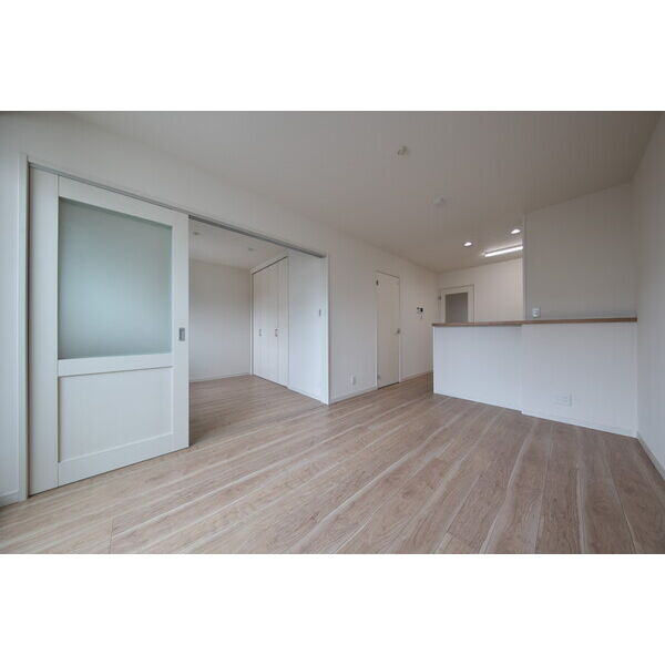 ロタス英賀の居間・リビング