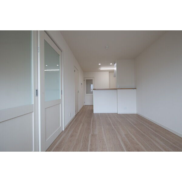 ロタス英賀の内装