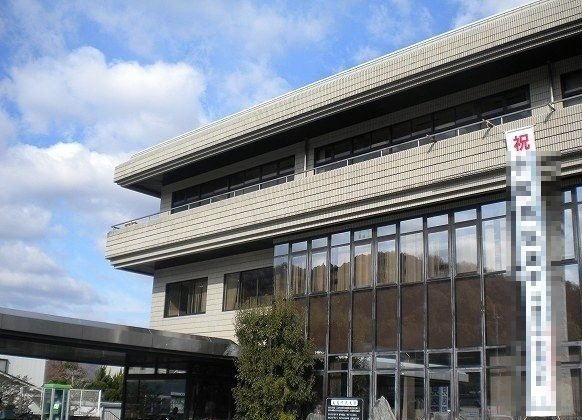 ニューカムリーＢの周辺|美馬市役所まで2500m