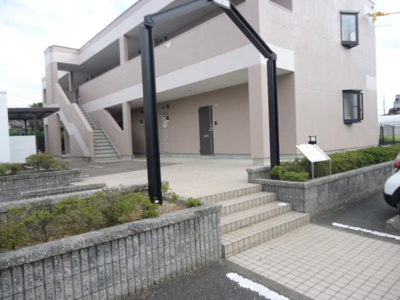 【その他共用部分】 | ガーデンハイム | 外観写真（昼）