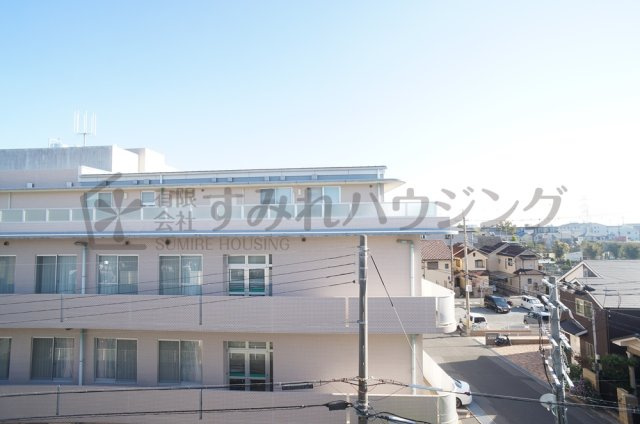 メゾン・ローズ・アベニューの展望|参考、同建物・同間取りの号室