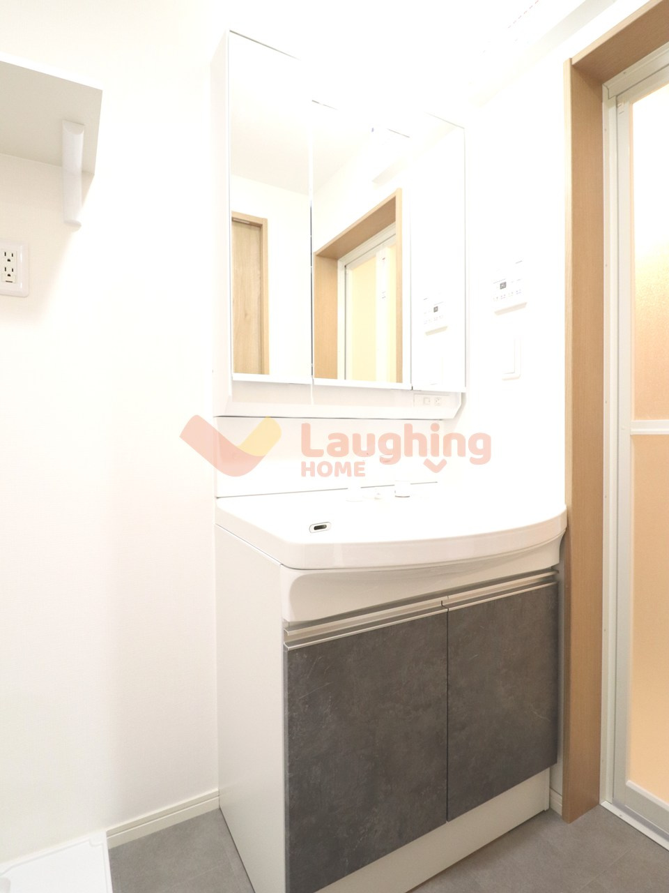 THE NOBLES 聖マリア病院前の洗面所|コンパクトで使いやすい洗面所