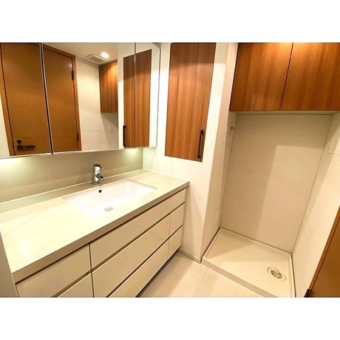 千代田区平河町１丁目の賃貸マンション