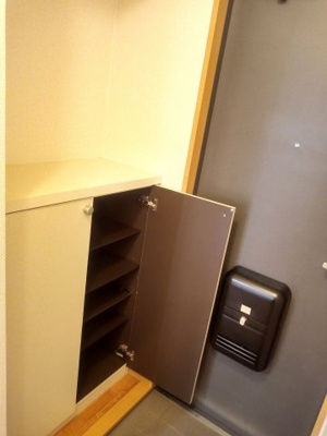 【玄関】 | フィアヤーレスツァイテンⅠ | シューズボックス