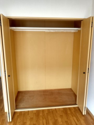 【収納】 | フィアヤーレスツァイテンⅠ | 洋室8帖のクローゼット