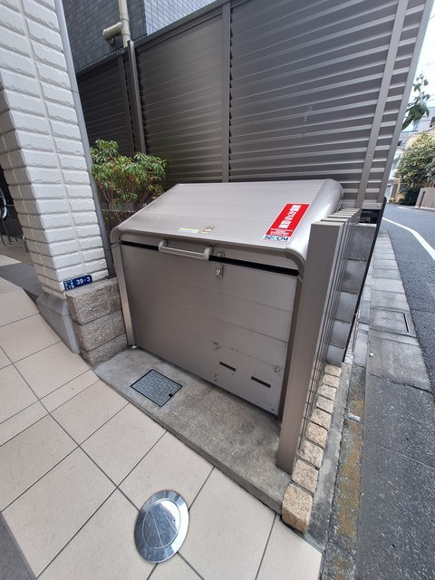へーベルメゾン品川のその他共用部分|敷地内ゴミストッカー