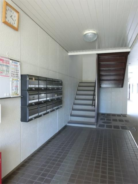 東小金井ハイツのエントランス