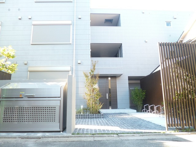 小松舎の外観|耐震構造の旭化成へーベルメゾン