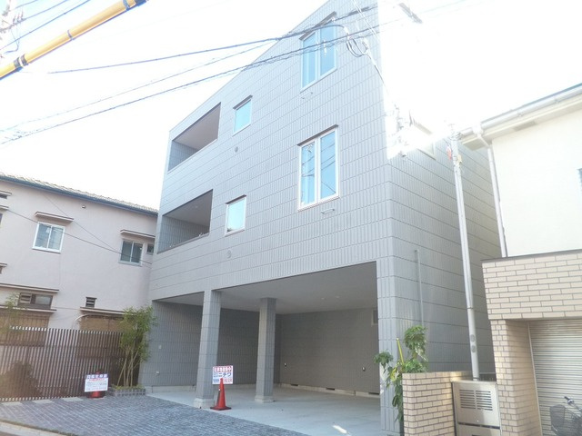 小松舎の外観|２０１３年築のきれいなマンションです