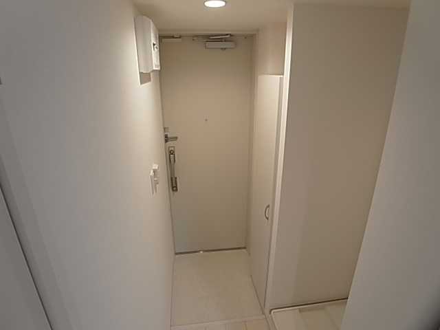 神戸市兵庫区矢部町の賃貸マンションの居間・リビング|シューズボックス付き