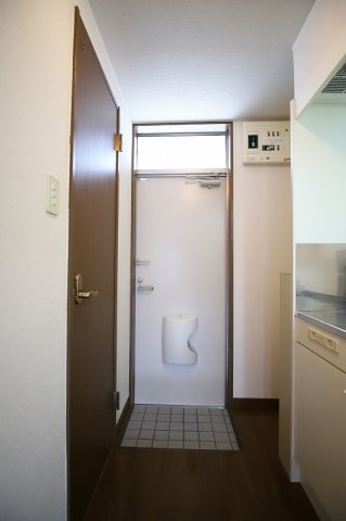 【玄関】 | グレイスハイツFK | 別号室の写真になります。現況優先。