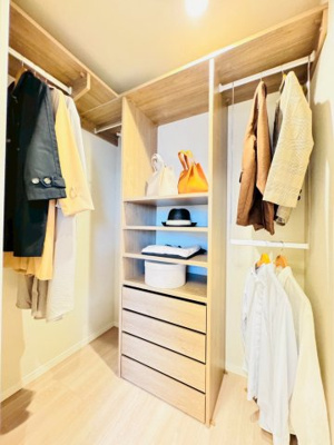 【洋室】 | コスモポリス品川 | クローゼットです