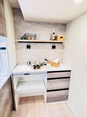 【居間・リビング】 | コスモポリス品川 | DENです