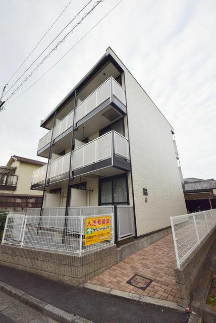 足立区本木西町のアパートの画像
