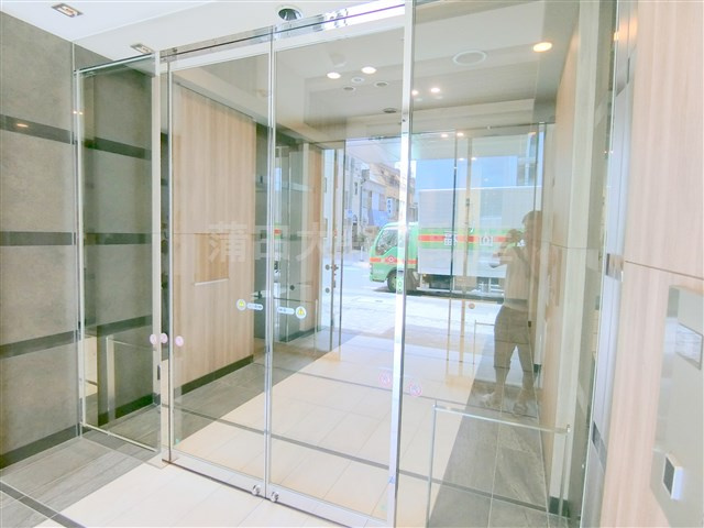 コンフォリア蒲田＠仲介手数料最大無料のエントランス