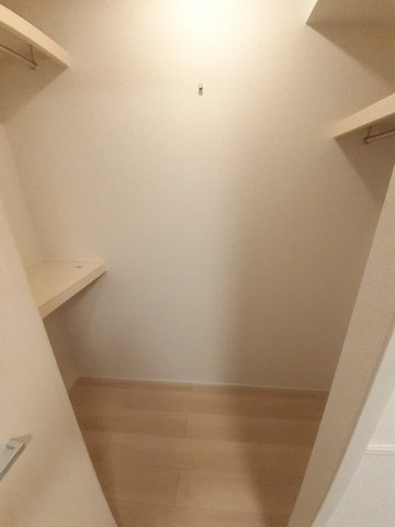 アミティエ鵜池　３号館の収納