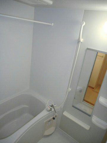 フォレストヒルズ１号館の浴室